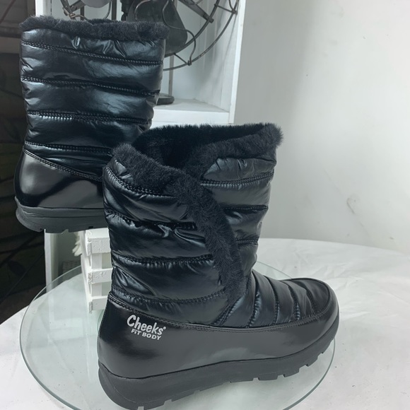 Cheeks Tony Little Womens Puffer Boot. - Picture 6 of 9